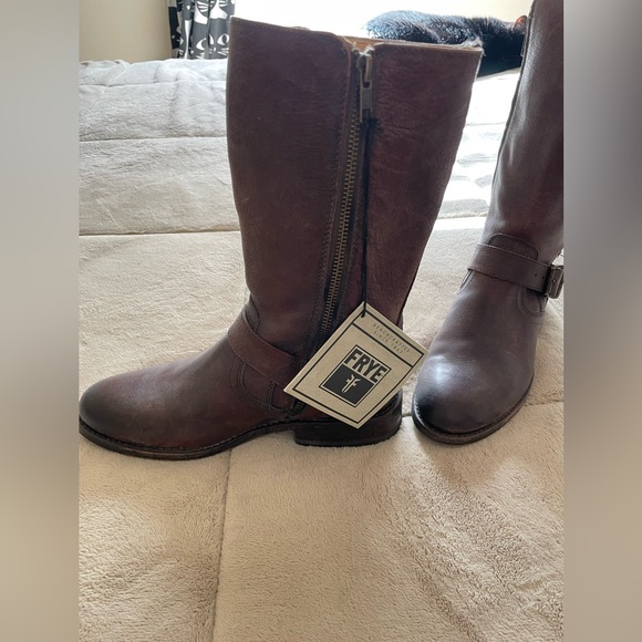 Brand New Frye Veronica Mid - Picture 2 of 5